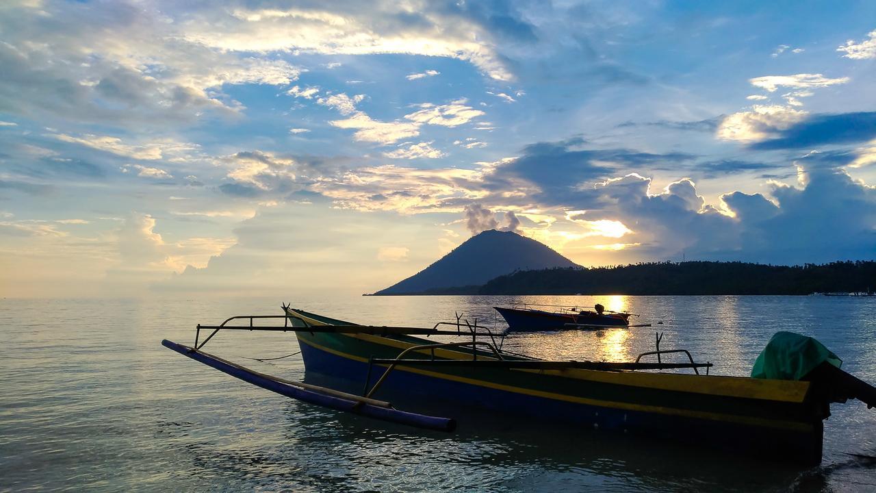 Panorama Backpackers Bunaken Exterior foto